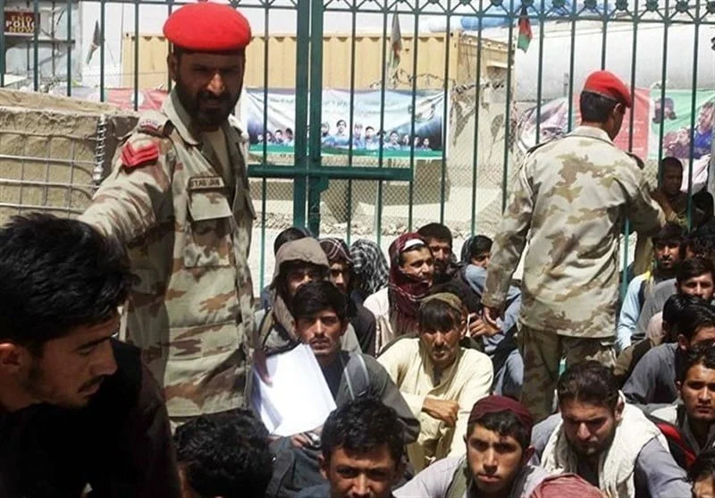 بازداشت و اخراج مهاجران افغان از پاکستان