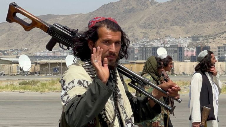 رتبه علمی یک مجاهد طالبان