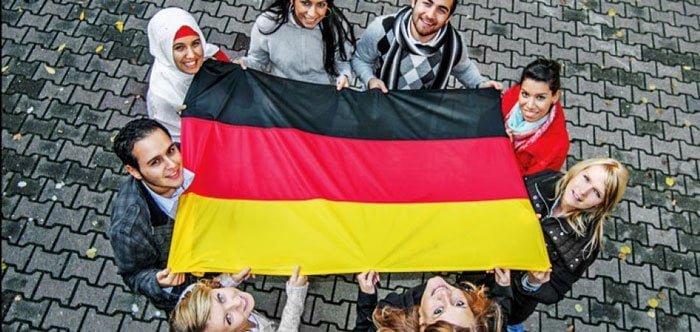 شرایط و مزایای کارت آبی برای مهاجرت کاری به آلمان