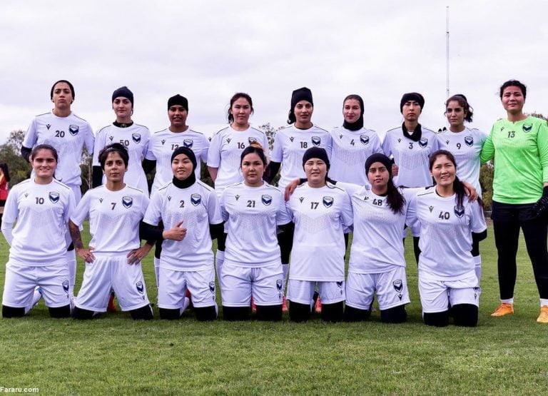 تیم ملی فوتبال زنان افغانستان کیلومترها دورتر به نام وطن بازی می کنند