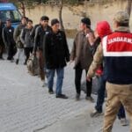 بازداشت ۳۲ مهاجر افغان در دو عملیات جداگانه در ترکیه