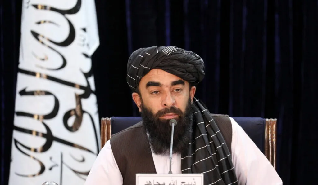 توزیع بیش از شش میلیون افغانی کمک نقدی به مهاجرین بازگشته به افغانستان