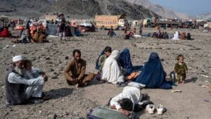 واکنش تند مقامات طالبان به مصادره دارایی مهاجران افغانستانی در پاکستان