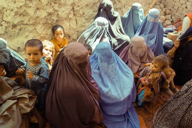 سه زن افغان از اخراج اجباری از پاکستان معاف شدند؛ رأی دادگاه عالی اسلامآباد در حمایت از حقوق مهاجران