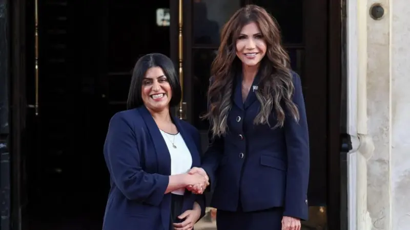 هشدار بریتانیا درباره تعلیق صدور ویزا برای کشورهای غیرهمکار در بازگرداندن مهاجران