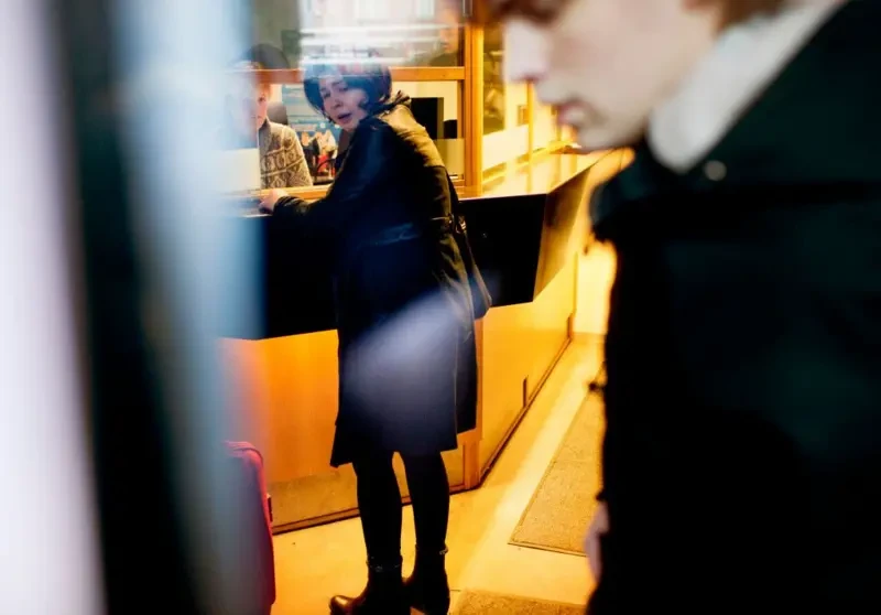 ماریا آملی در ۲۴ ژانویه ۲۰۱۱، هنگامی که برای انجام تعهدات قضایی روزانه‌اش به اداره مهاجرت پلیس اسلو مراجعه کرده بود، بازداشت شد