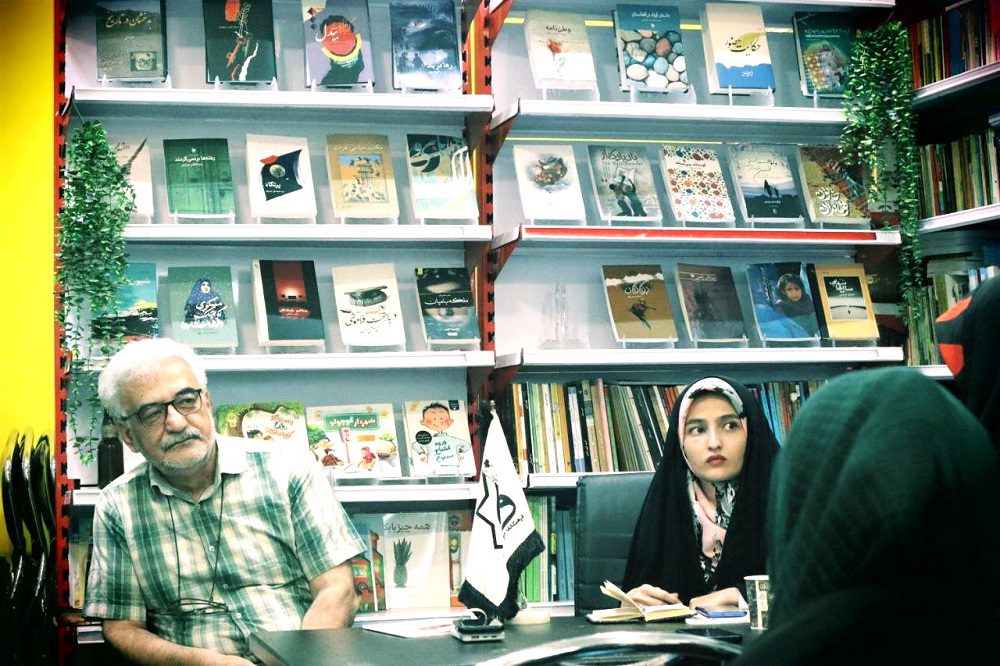 علیرضا متولی (نویسنده کودک و نوجوان و کارشناس کودک) ‏