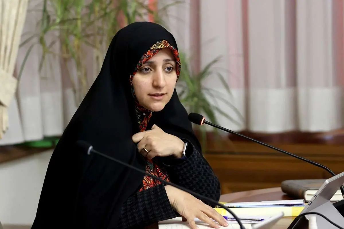 معاون امور زنان و خانواده رئیس‌جمهور: اتباع غیرقانونی باید به کشور خود بازگردند