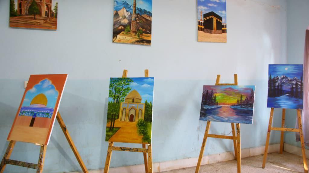 نمایشگاه یکهفتهای آثار هنری انستیتو بهزاد در هرات گشایش یافت