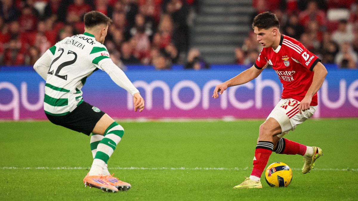 نتیجه بازی بنفیکا مقابل ناپولی در لیگ قهرمانان اروپا + پخش زنده