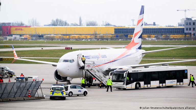 انتقال ۱۶۰ پناه‌جوی افغان از پاکستان به آلمان؛ ادامه روند جابه‌جایی افراد دارای وعده پذیرش