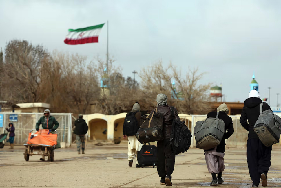 انهدام شبکه قاچاق انسان در کرمان؛ اخراج ۷۰۰۰ مهاجر غیرمجاز و دستگیری سرشبکه اصلی