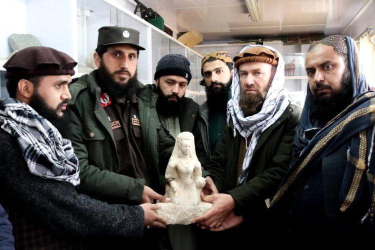 کشف مجسمه بودایی ۲۰۰۰ ساله در کاپیسا: اثر نفیس از هنر یونانی-بودایی