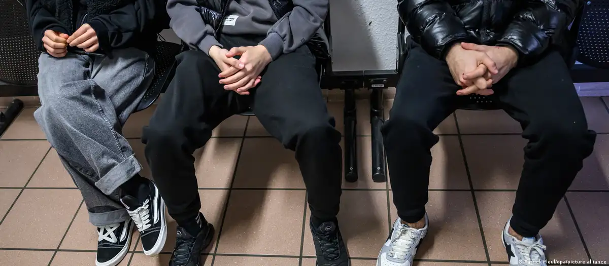 توافق اتحادیه اروپا بر سر تشدید مقررات پناهجویی و بازگشت مهاجران