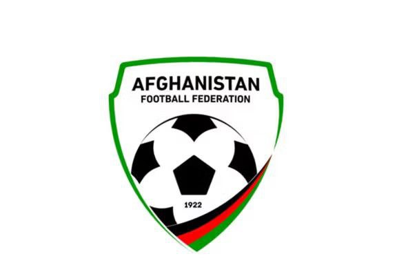 این حکم که روز یکشنبه ۱۶ آذر، صادر شده است، تأکید دارد بازیکنانی که مراحل ثبت‌نام خود را تکمیل نکرده‌اند، امکان حضور در تست‌های انتخابی تیم ملی فوتسال افغانستان ـ در رده بزرگسالان و همچنین رده‌های سنی پایه ـ را نخواهند داشت. همچنین کمیته فوتسال افغانستان یادآور شده است که اردوهای انتخابی تیم ملی در رده‌های پایه به‌زودی و با هماهنگی این کمیته برگزار خواهد شد. گفتنی است که حضور گسترده فوتسالیست‌های افغان در لیگ‌های ایران طی سال‌های اخیر، نقش مهمی در رشد و ارتقای سطح فوتسال افغانستان ایفا کرده است. بسیاری از بازیکنان مهاجر افغان با تجربه بازی در لیگ‌های معتبر ایران توانسته‌اند مهارت‌های فردی و تیمی خود را ارتقا دهند و اکنون به عنوان سرمایه‌های ارزشمند برای تیم ملی افغانستان شناخته می‌شوند. کارشناسان معتقدند تعامل فوتسالیست‌های افغان با فضای حرفه‌ای لیگ ایران، نه تنها به افزایش کیفیت فنی آنان کمک کرده بلکه زمینه‌ساز انتقال دانش و تجربه به فوتسال افغانستان نیز شده است.