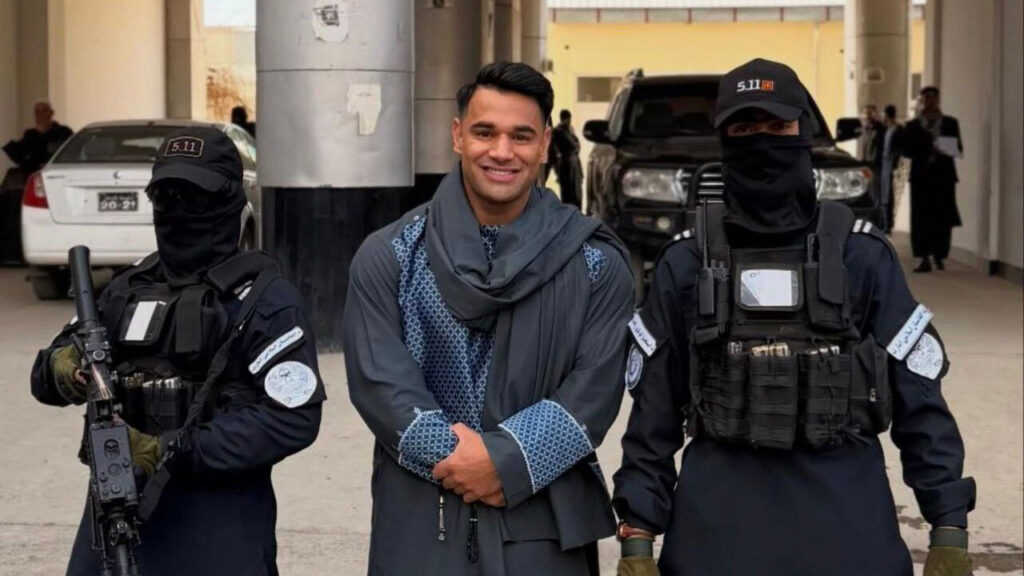 صدور پاسپورت و شناسنامه رسمی افغانستان برای علی بلال، نایب قهرمان مستر المپیا