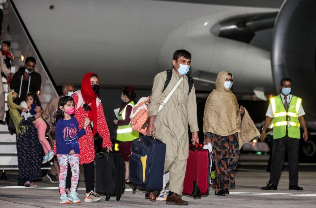 ادعای خروج فوری شهروندان افغان از ایران؛ پشت‌پرده یک شایعه پرسرعت