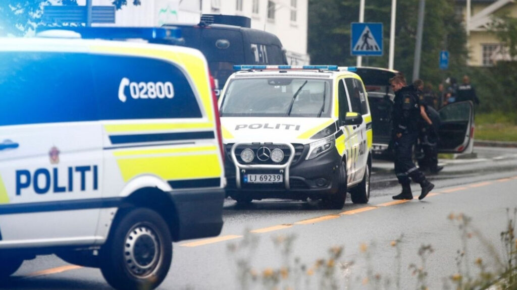 پناهجوی افغان در برگن نروژ قربانی حمله مرگبار شد؛ پلیس در تعقیب مظنون ناشناس