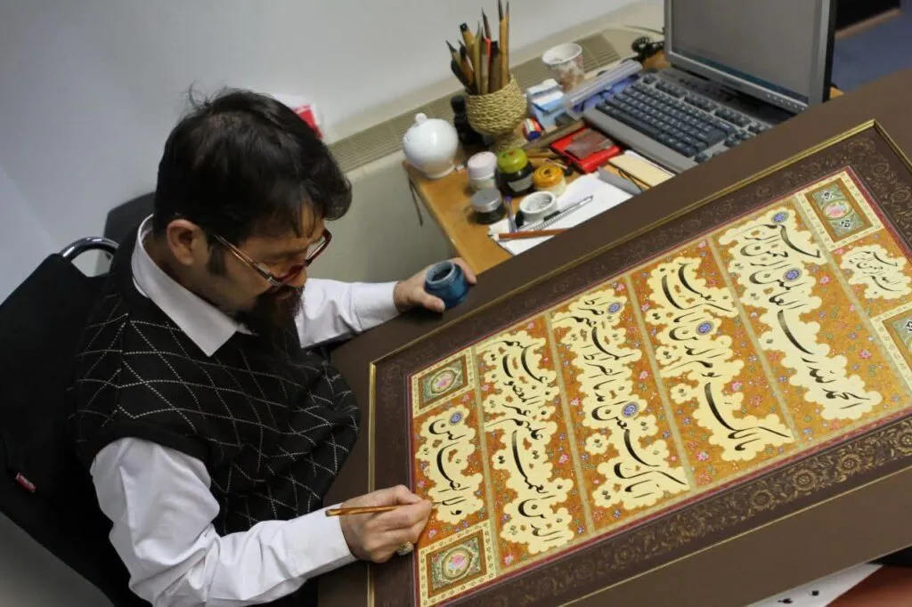 محمد ارزگانی: زبان مادری چنان عزیز است که به‌خاطر آن به ایران مهاجرت کردیم