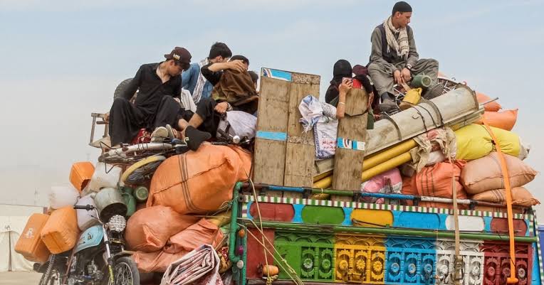 بازگشت اجباری ۷۹۱ هزار مهاجر افغان از ایران و پاکستان در سال ۲۰۲۶