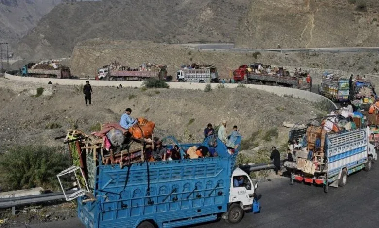 ادامه موج بازگشت مهاجران؛ ۱۲۵ خانواده از چهار گذرگاه مرزی وارد افغانستان شدند